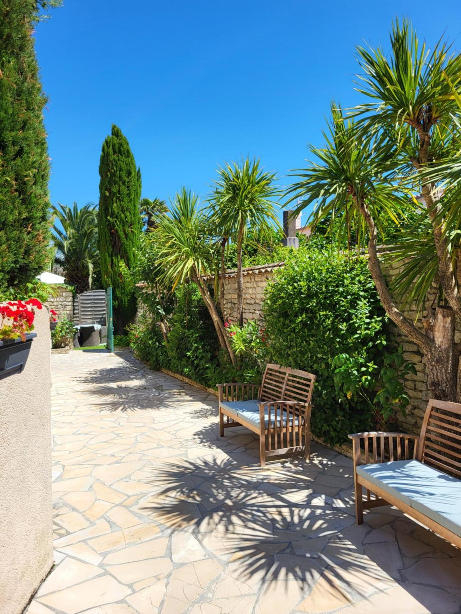Le Clos Des Sternes La Flotte Εξωτερικό φωτογραφία