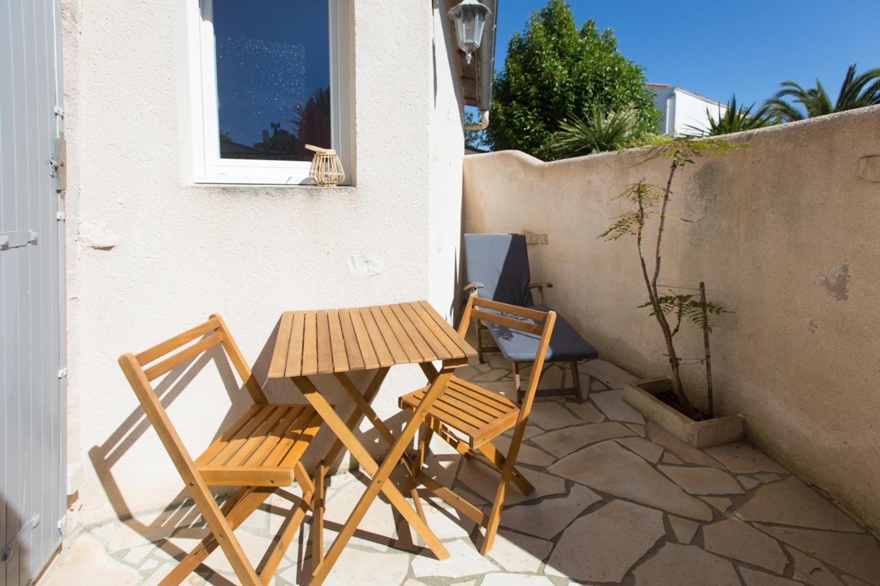 Le Clos Des Sternes La Flotte Εξωτερικό φωτογραφία